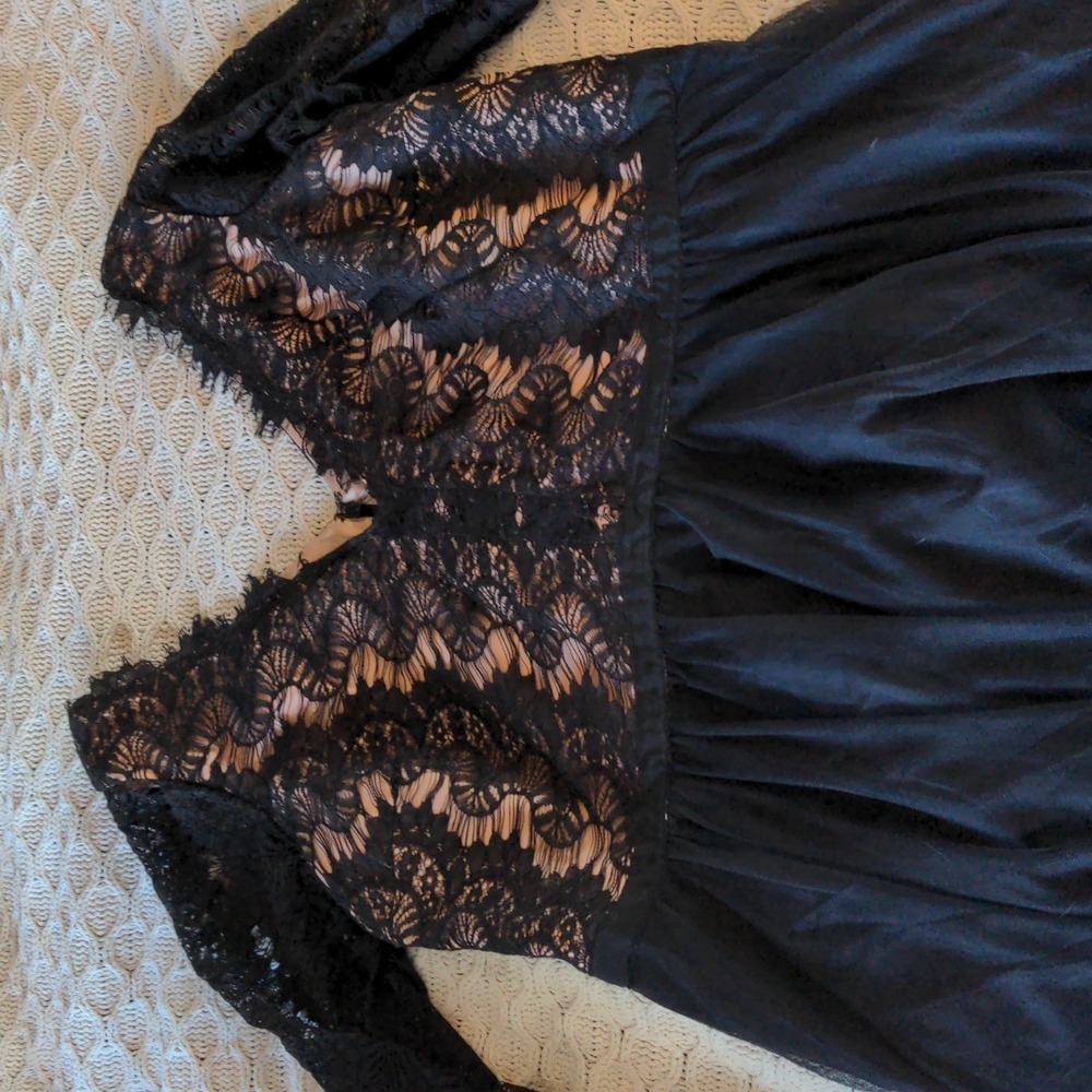 Lace Overlay Maxi Formal Dress